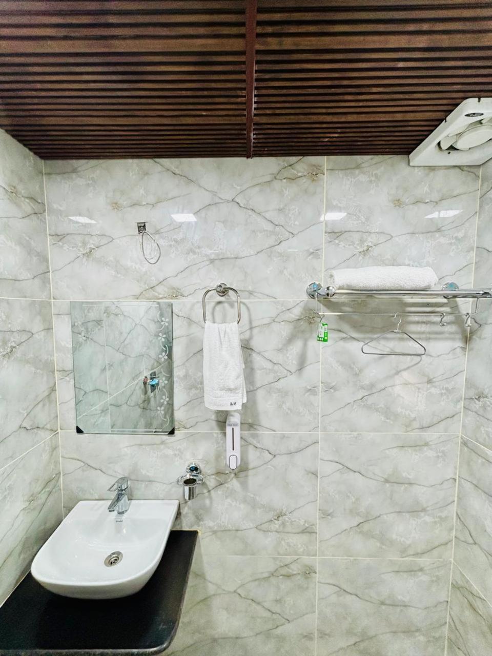 Hotel Amar 무소리에 외부 사진